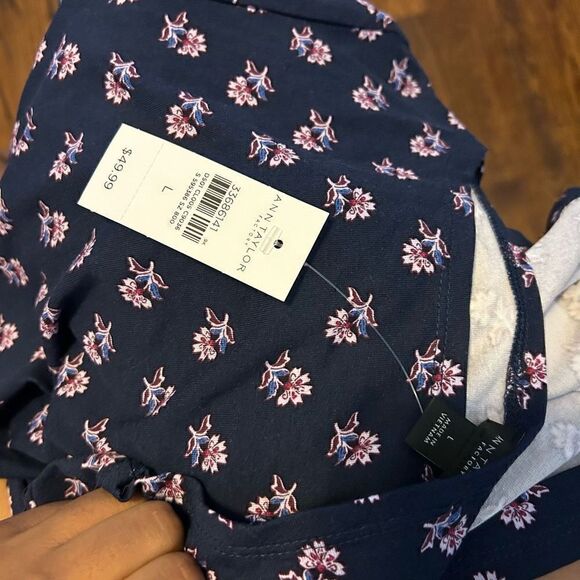 New Ann Taylor blouse - Picture 4 of 4